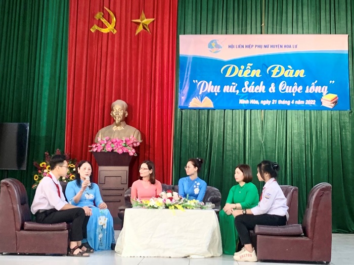 Hội LHPN huyện Hoa Lư tổ chức diễn đàn “Phụ nữ, sách và cuộc sống”