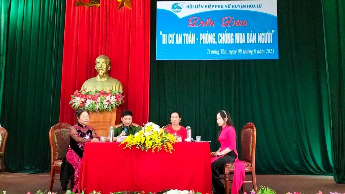 Hội LHPN Hoa Lư tổ chức Diễn đàn “Di cư an toàn - Phòng chống  mua bán người” tại xã Trường Yên năm 2023