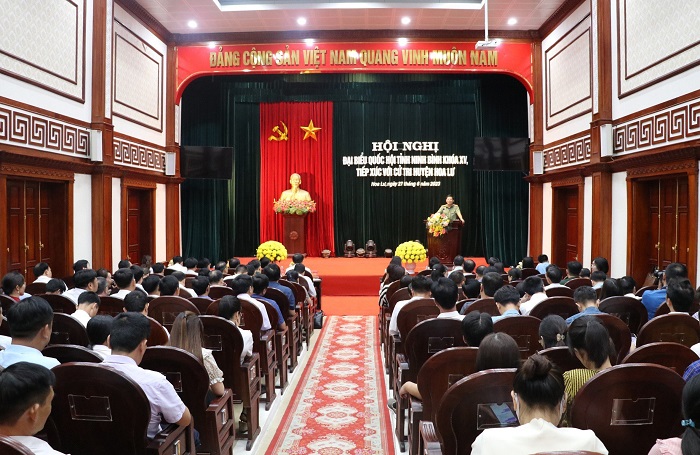 Đại biểu Quốc hội tỉnh Ninh Bình khoá XV tiếp xúc với cử tri huyện Hoa Lư