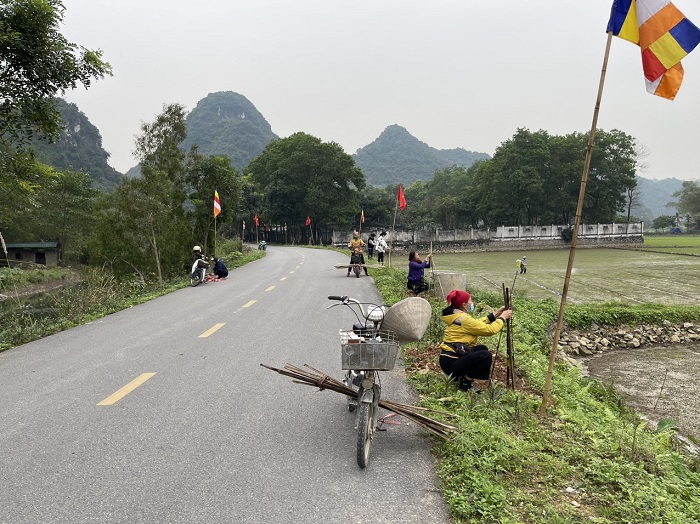 Hội Liên hiệp phụ nữ huyện Hoa Lư xây dựng “Đường cây kiểu mẫu” tại xã Ninh Hải