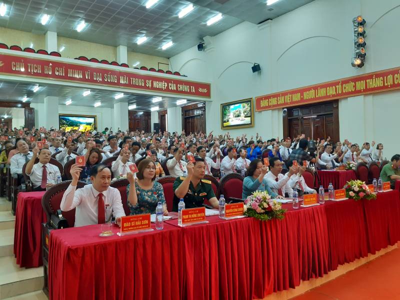 Ngày làm việc thứ nhất phiên trù bị Đại hội đại biểu Đảng bộ huyện Hoa Lư lần thứ XXIII, nhiệm kỳ 2020 - 2025