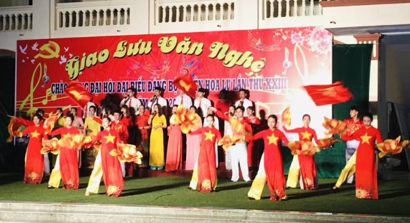 Giao lưu văn nghệ chào mừng Đại hội đại biểu Đảng bộ huyện Hoa Lư lần thứ XXIII