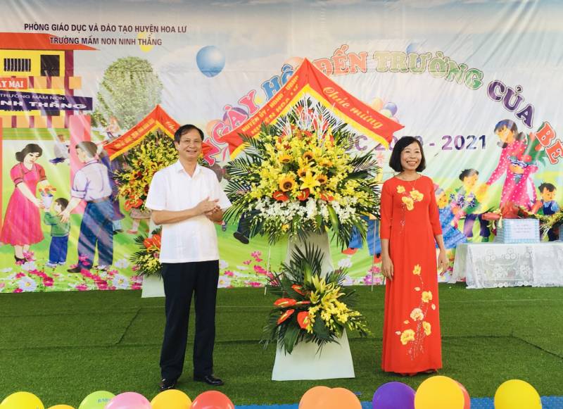Trường mầm non xã Ninh Thắng sôi nổi tổ chức Ngày hội đến trường của bé, khai giảng năm học mới